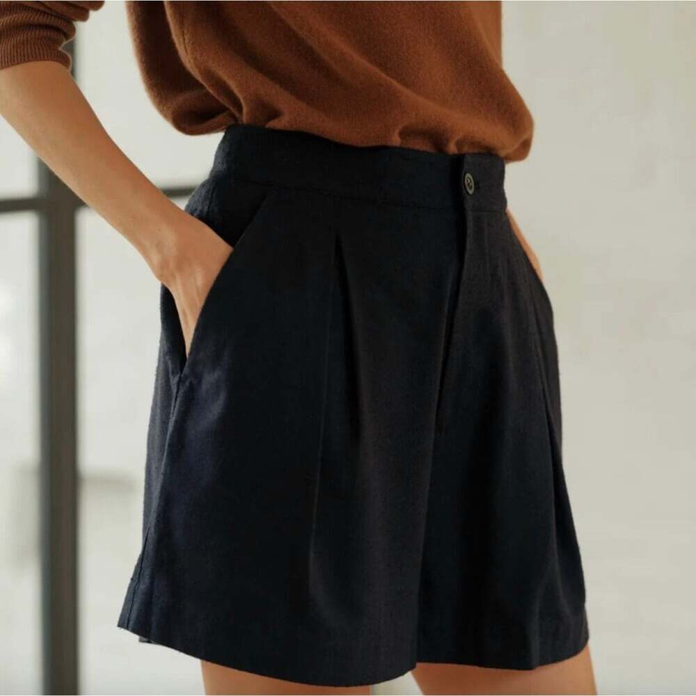 Jenni Kayne 100% Silk Pleated Shorts Black Size 6 High Rise EUC